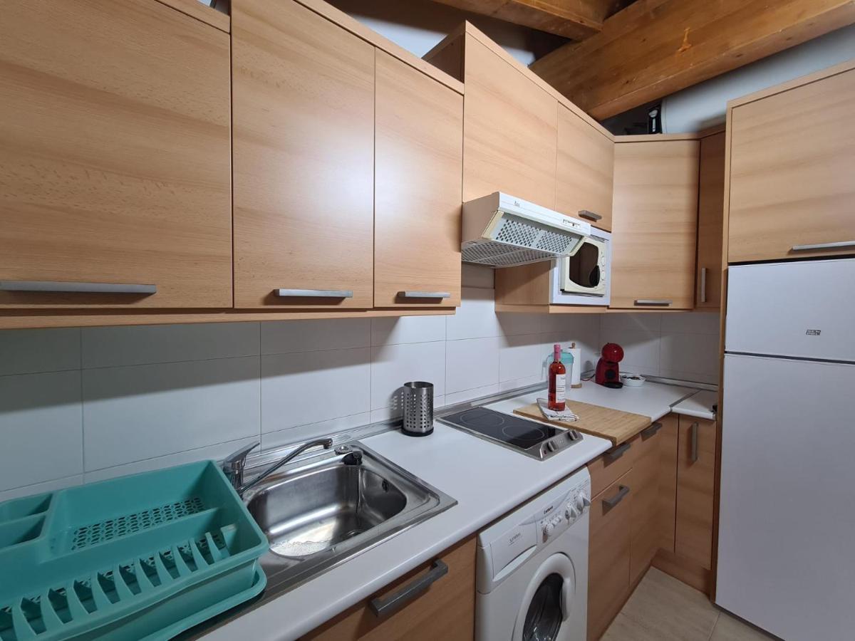 Apartamento Dos Torres Numenor - ático Abuhardillado De Madera Zaragoza
